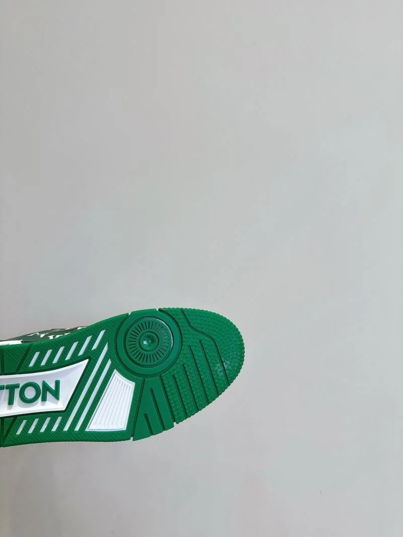 Louis Vuitton Trainer Sneaker TimelessDesign 31562