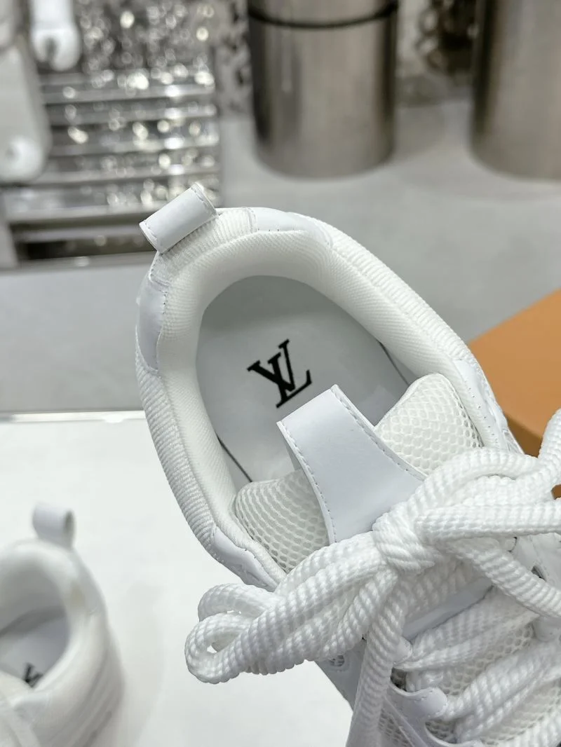 Affordable Louis Vuitton Trainer Sneaker 31569