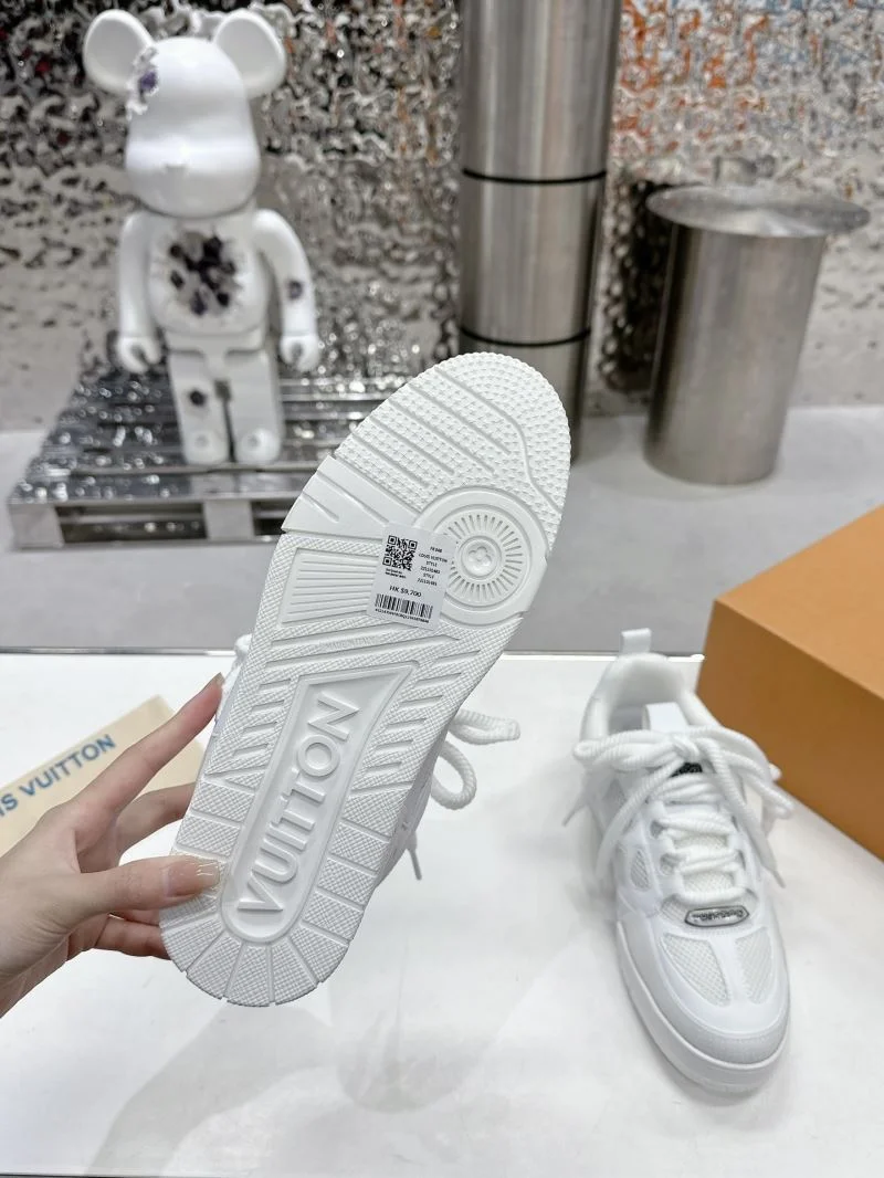 Affordable Louis Vuitton Trainer Sneaker 31569
