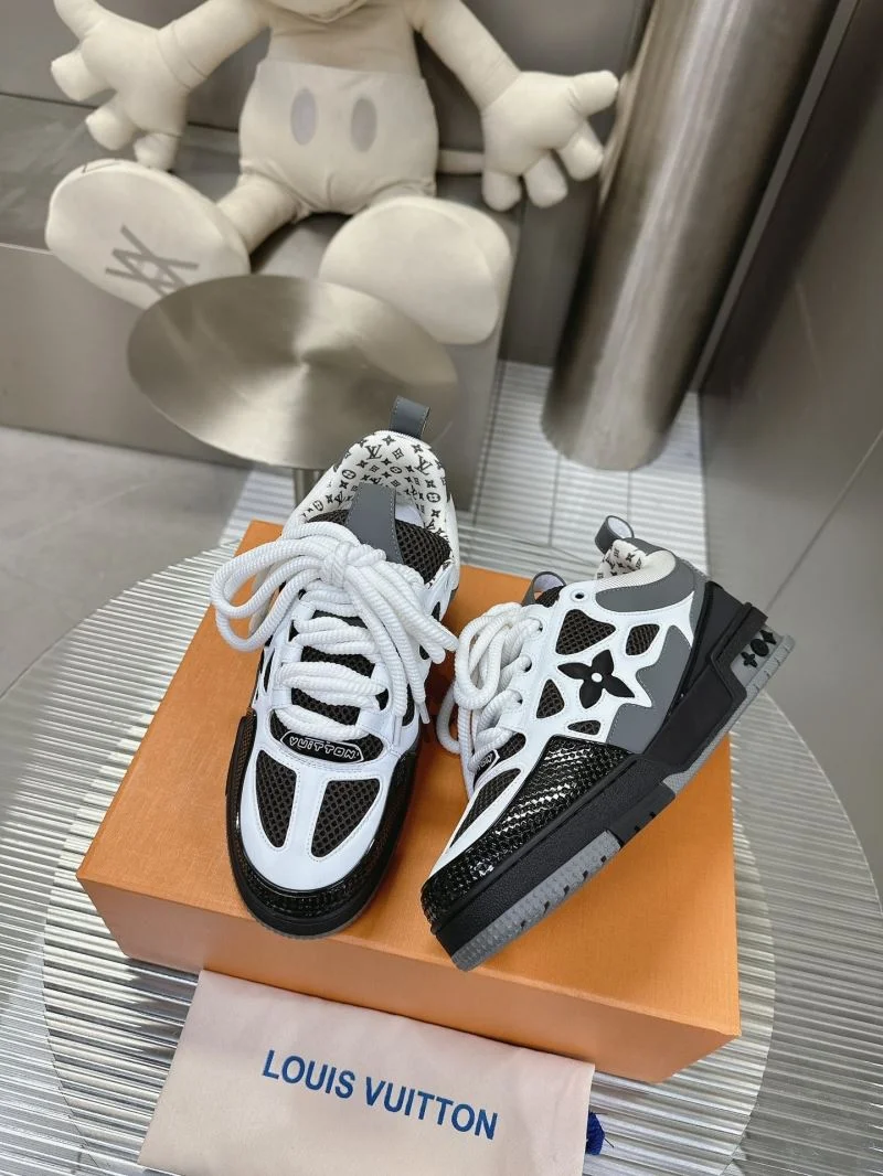 Louis Vuitton Trainer Sneaker Unisex 31559