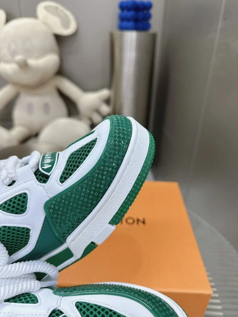 Louis Vuitton Trainer Sneaker MultiPurpose 31558