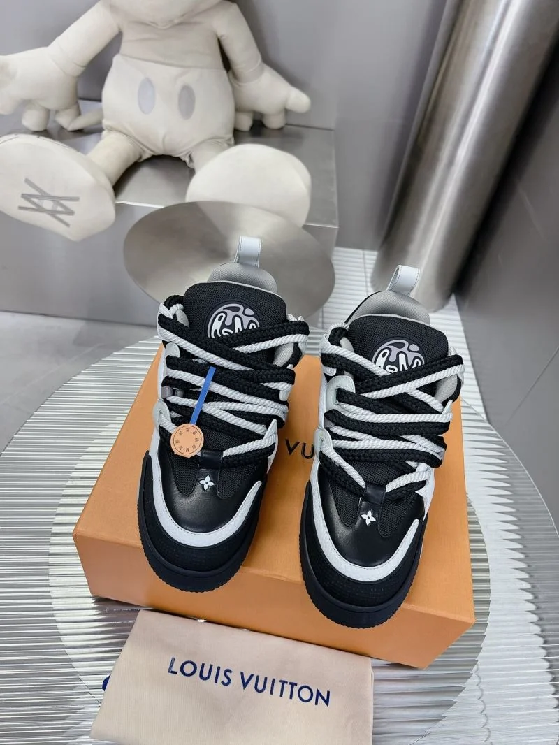 Snug Louis Vuitton Trainer Sneaker 31530