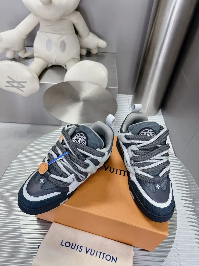 Packable Louis Vuitton Trainer Sneaker 31541