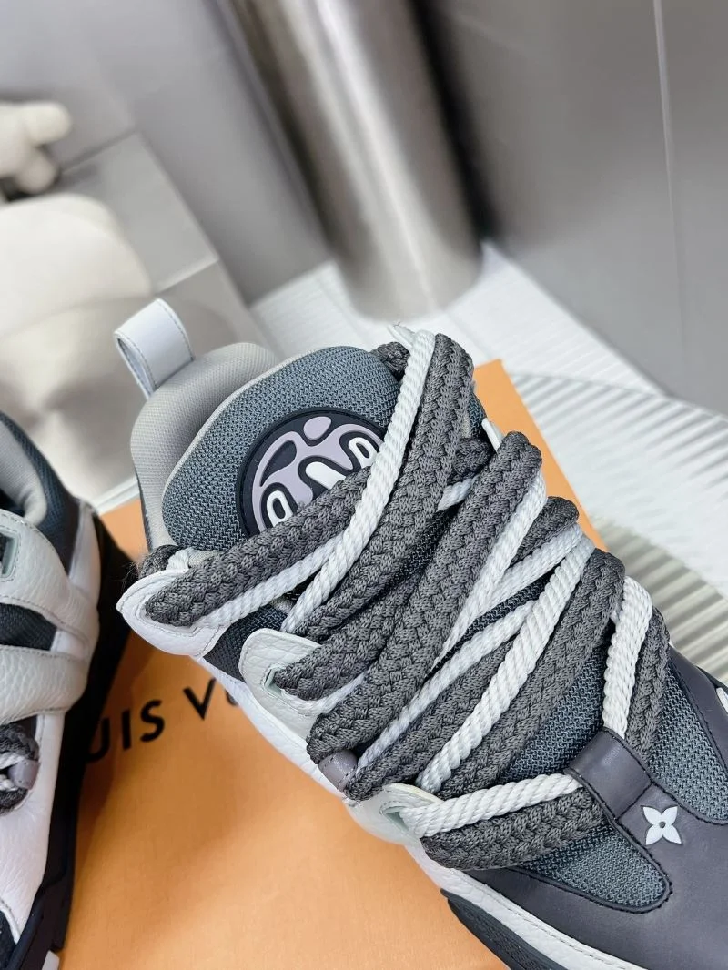 Packable Louis Vuitton Trainer Sneaker 31541