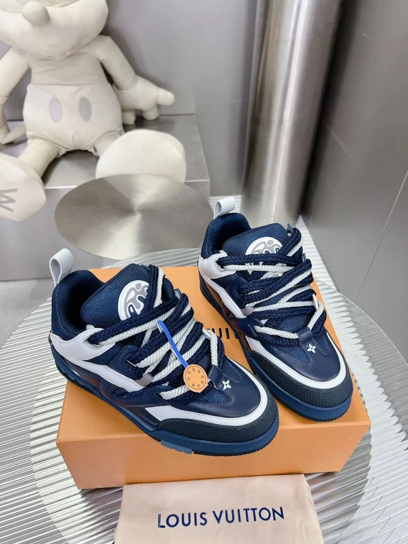 Sleek Louis Vuitton Trainer Sneaker 31545