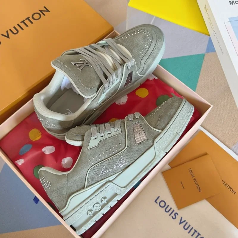 Louis Vuitton Trainer Sneaker WaterResistant 31522