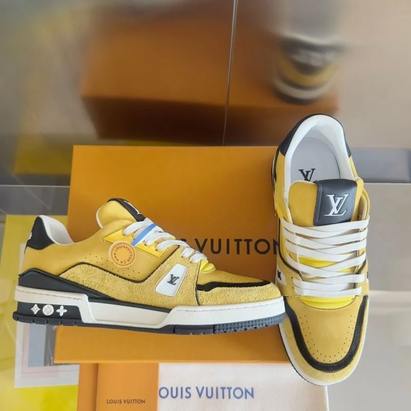 WaterResistant Louis Vuitton Trainer Sneaker 31524
