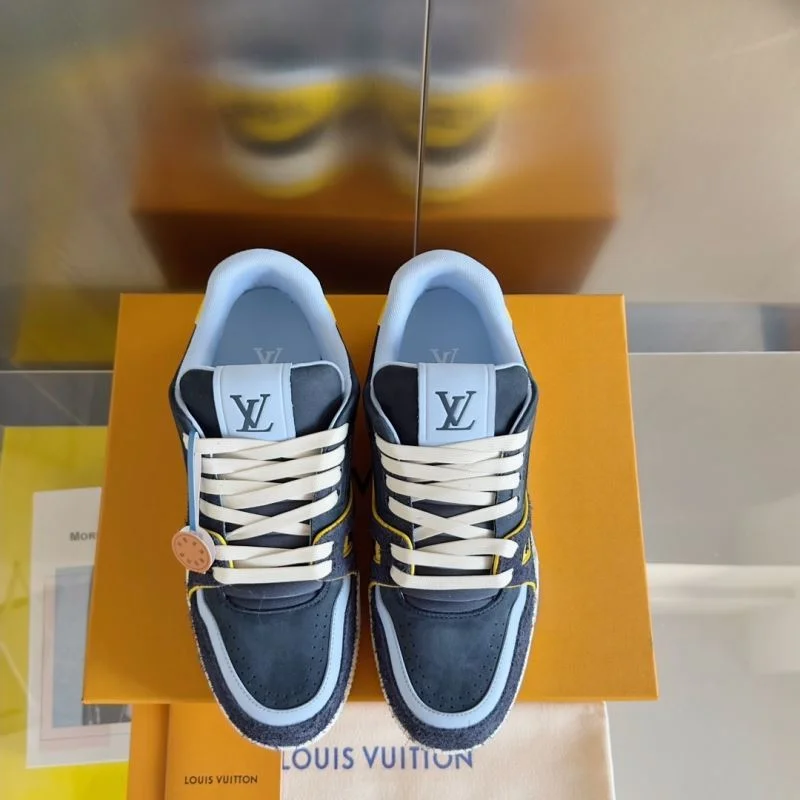 Louis Vuitton Trainer Sneaker ZipUp 31523