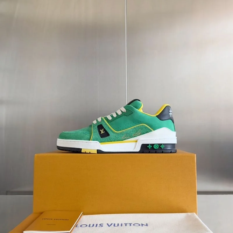 Affordable Louis Vuitton Trainer Sneaker 31546
