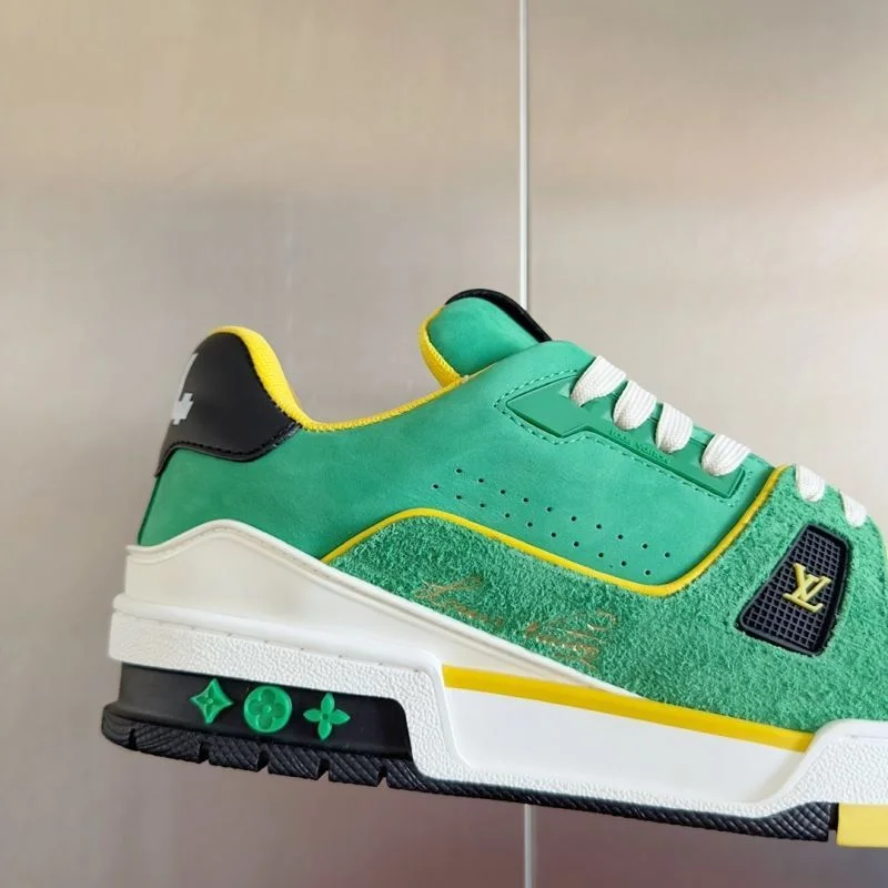 Affordable Louis Vuitton Trainer Sneaker 31546