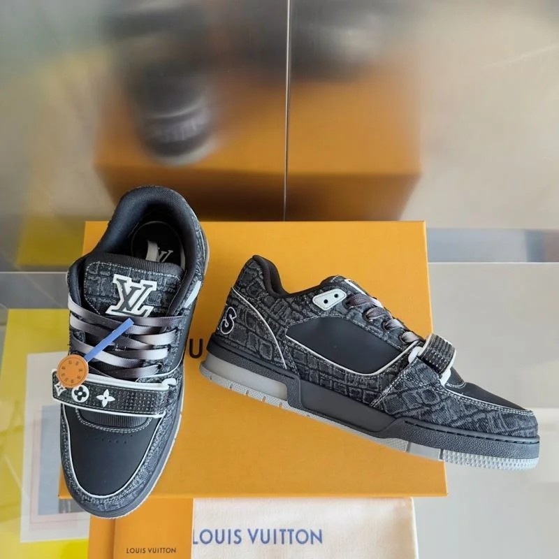 OdorResistant Louis Vuitton Trainer Sneaker 31542