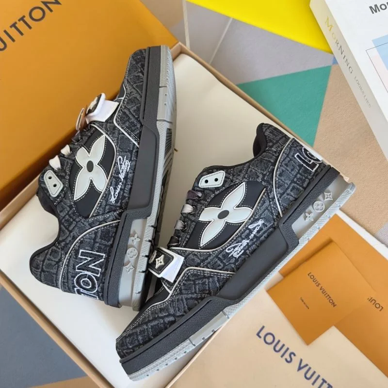 OdorResistant Louis Vuitton Trainer Sneaker 31542