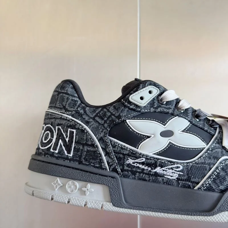 OdorResistant Louis Vuitton Trainer Sneaker 31542