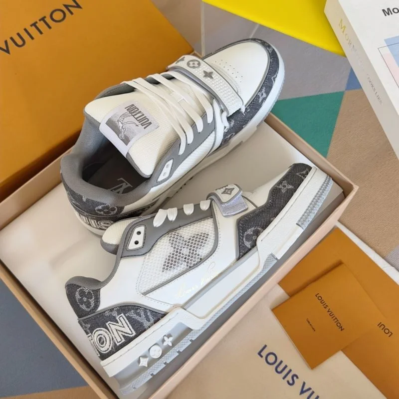 Refined Louis Vuitton Trainer Sneaker 31533