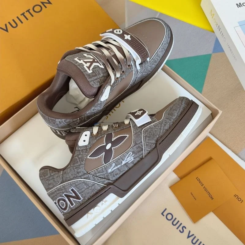 UrbanStyle Louis Vuitton Trainer Sneaker 31521