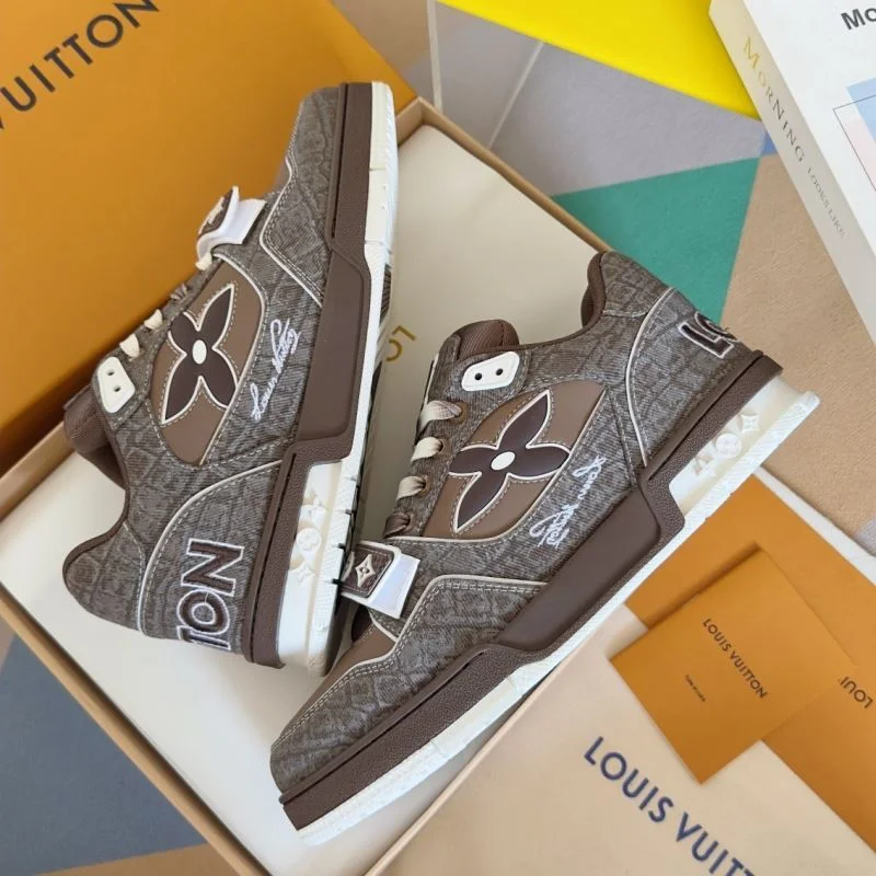 UrbanStyle Louis Vuitton Trainer Sneaker 31521