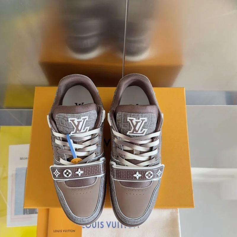 UrbanStyle Louis Vuitton Trainer Sneaker 31521