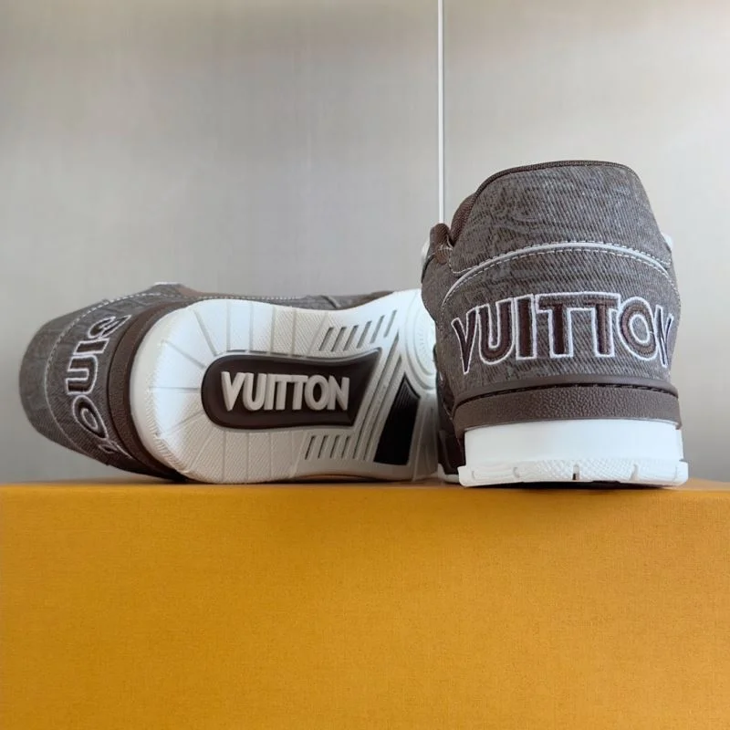 UrbanStyle Louis Vuitton Trainer Sneaker 31521