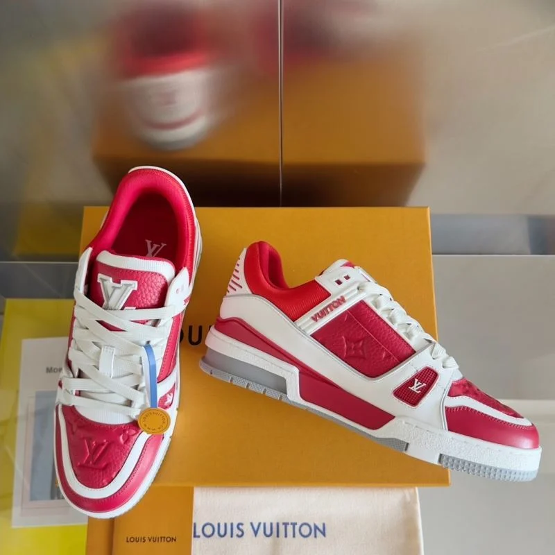 Louis Vuitton Trainer Sneaker Minimalist 31525