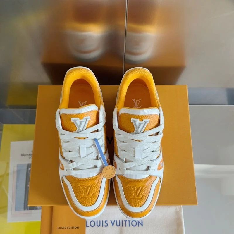 Louis Vuitton Trainer Sneaker UrbanChic 31520