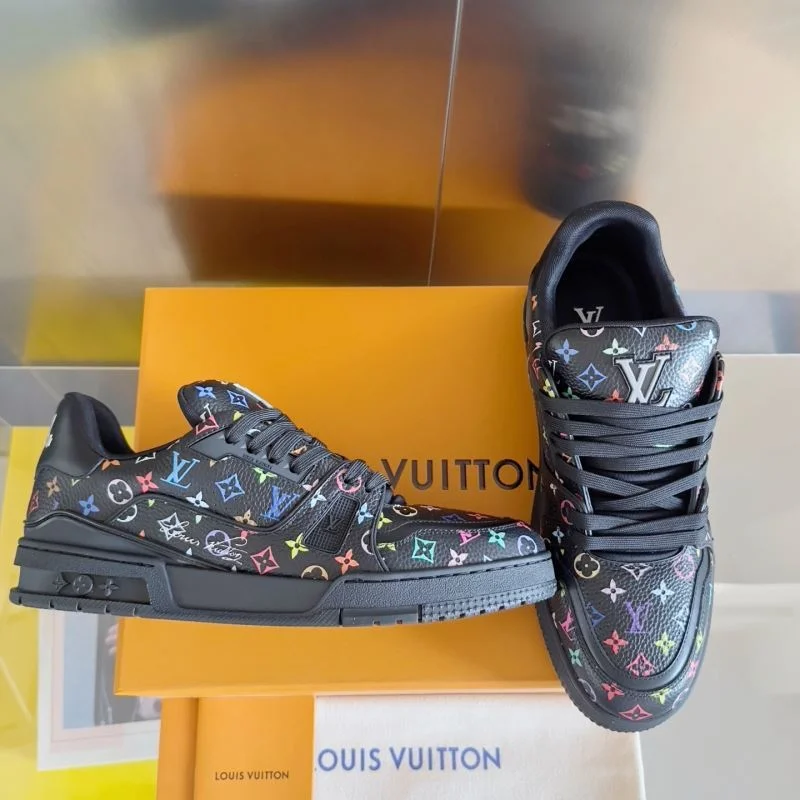 Seasonal Louis Vuitton Trainer Sneaker 31517