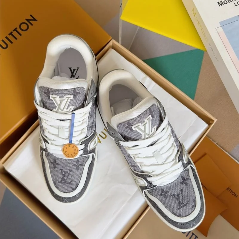 ComfortFit Louis Vuitton Trainer Sneaker 31503