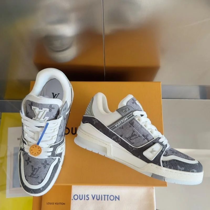 ComfortFit Louis Vuitton Trainer Sneaker 31503