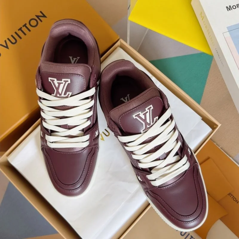 Refined Louis Vuitton Trainer Sneaker 31507