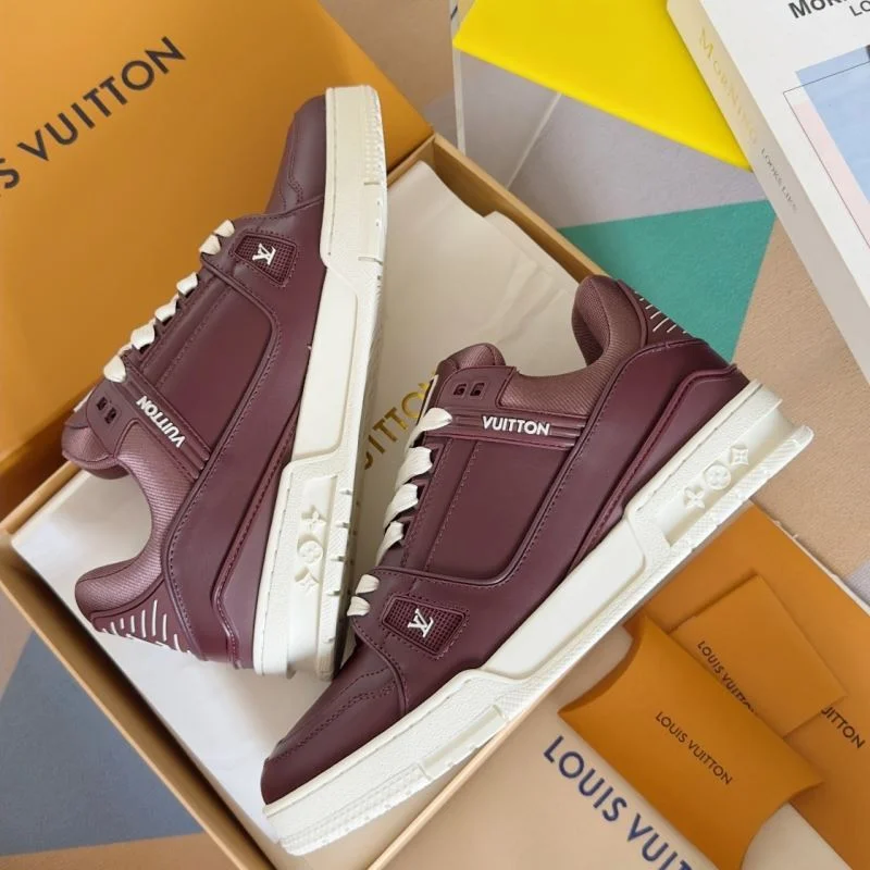 Refined Louis Vuitton Trainer Sneaker 31507