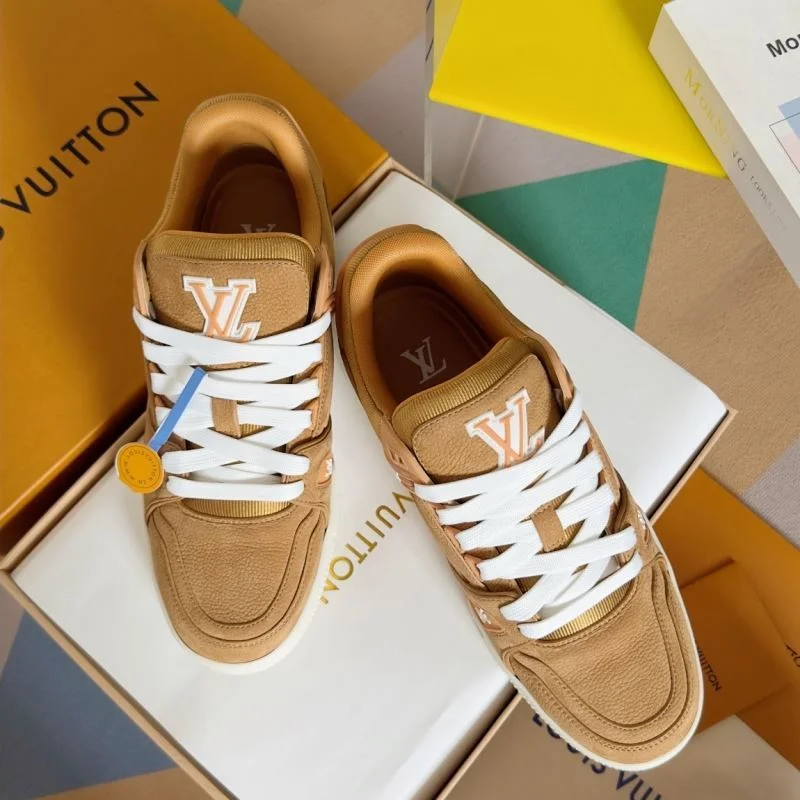 Louis Vuitton Trainer Sneaker TechFriendly 31500