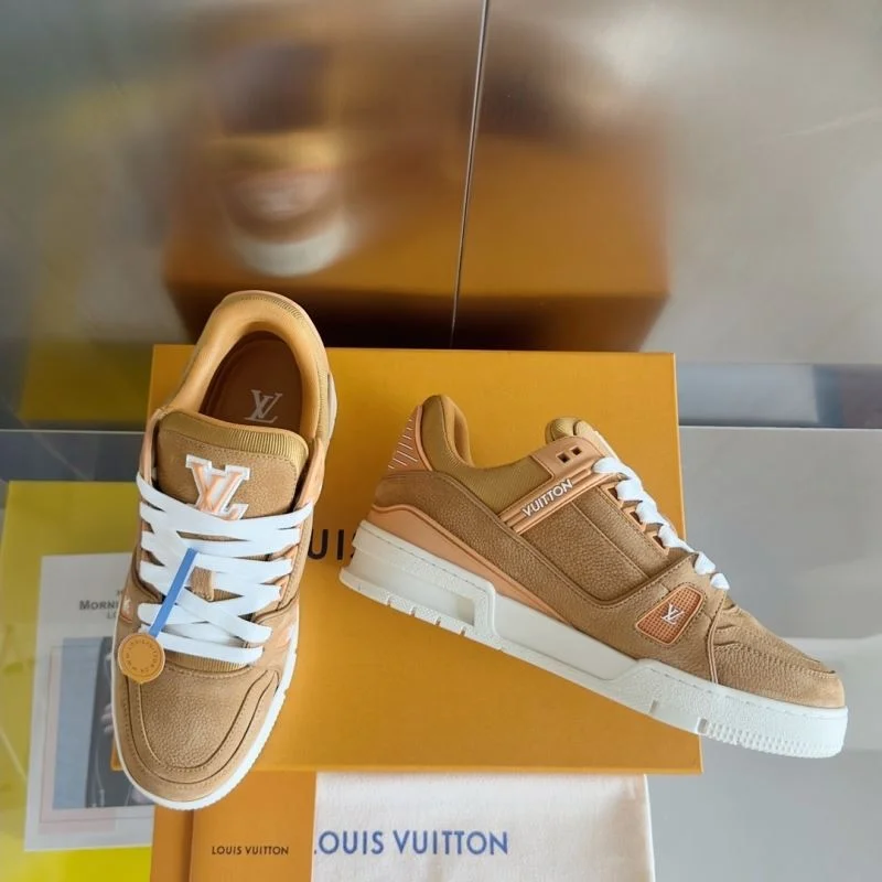 Louis Vuitton Trainer Sneaker TechFriendly 31500