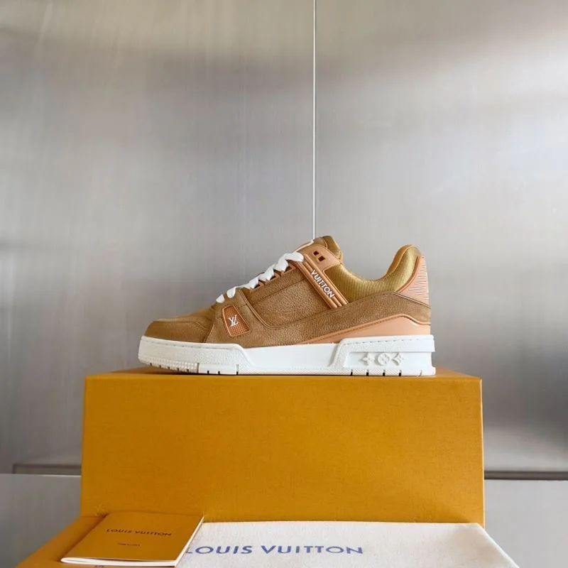 Louis Vuitton Trainer Sneaker TechFriendly 31500