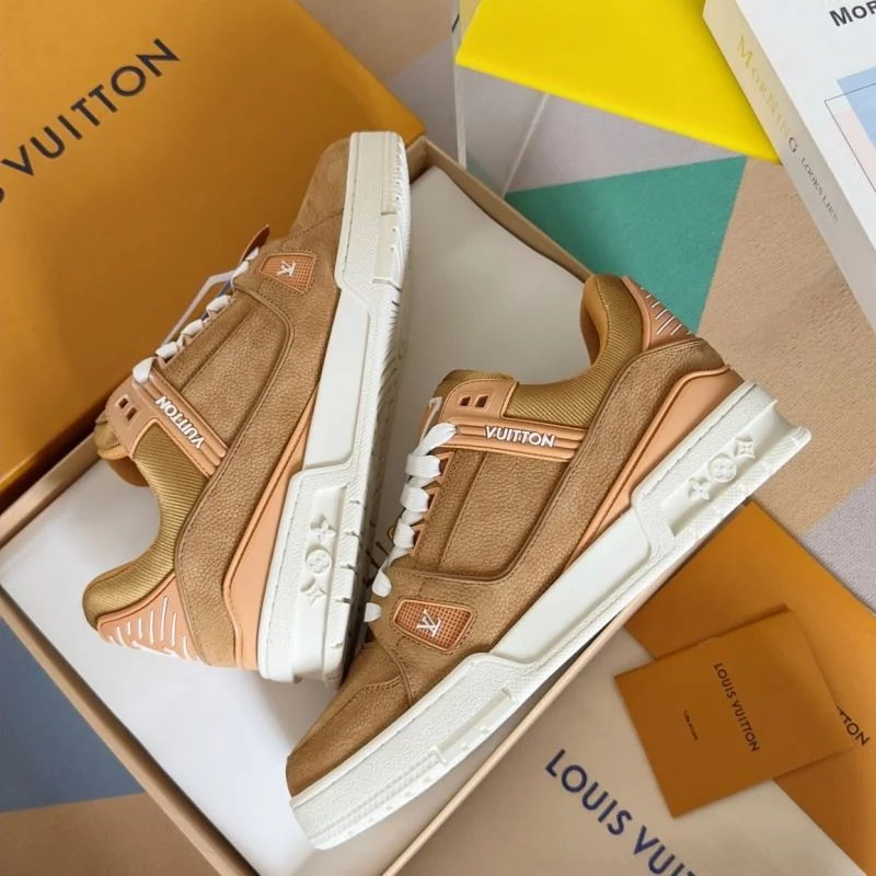 Louis Vuitton Trainer Sneaker TechFriendly 31500