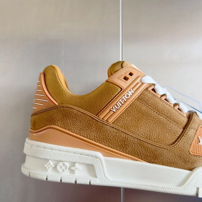 Louis Vuitton Trainer Sneaker TechFriendly 31500