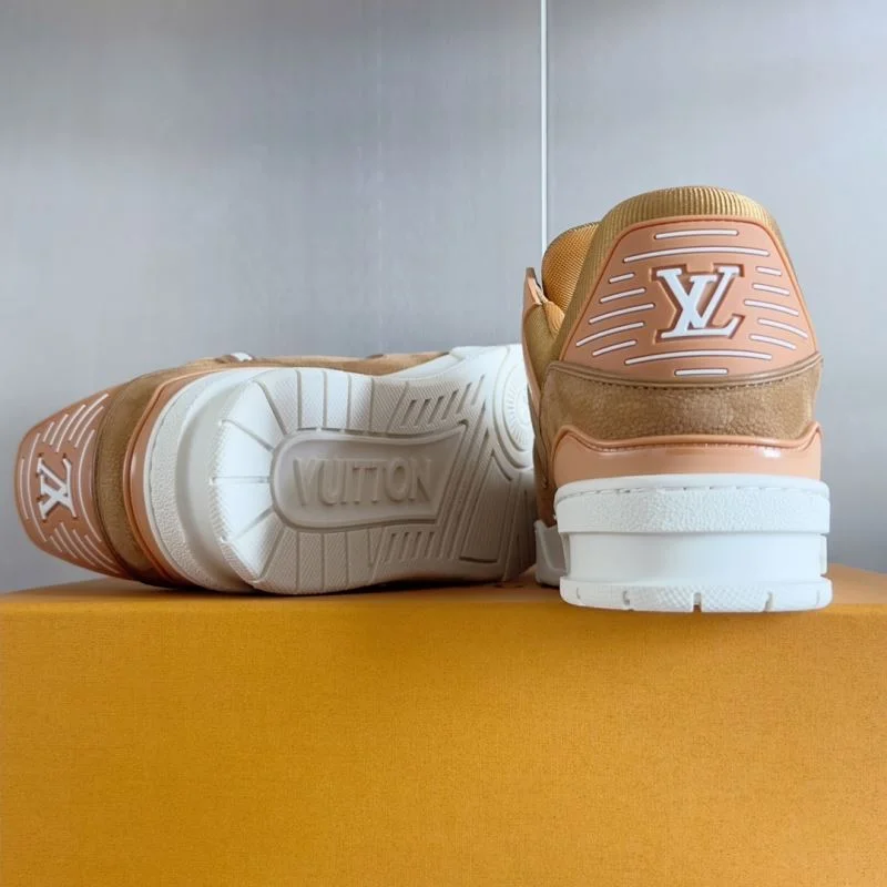 Louis Vuitton Trainer Sneaker TechFriendly 31500