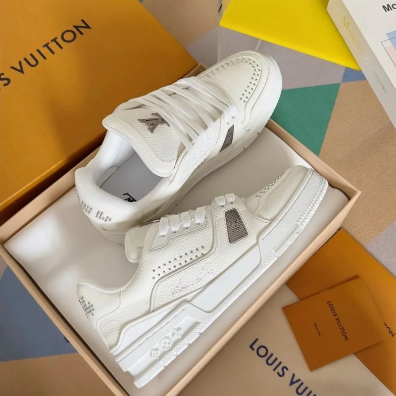 FashionForward Louis Vuitton Trainer Sneaker 31501