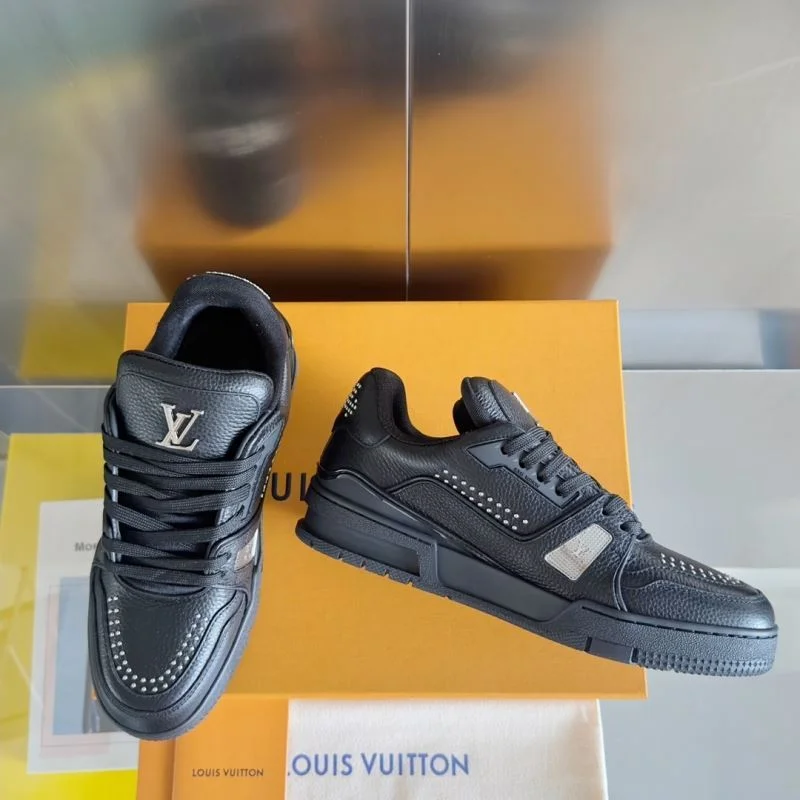 Louis Vuitton Trainer Sneaker WellDesigned 31510