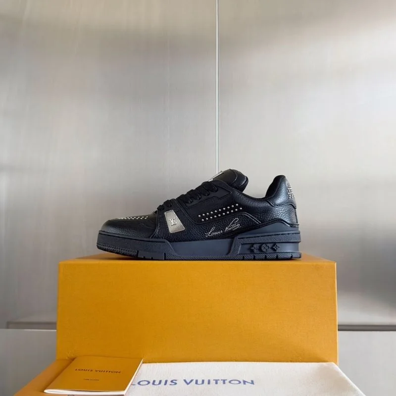 Louis Vuitton Trainer Sneaker WellDesigned 31510