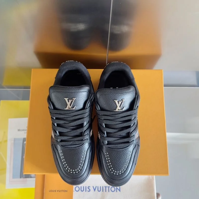 Louis Vuitton Trainer Sneaker WellDesigned 31510