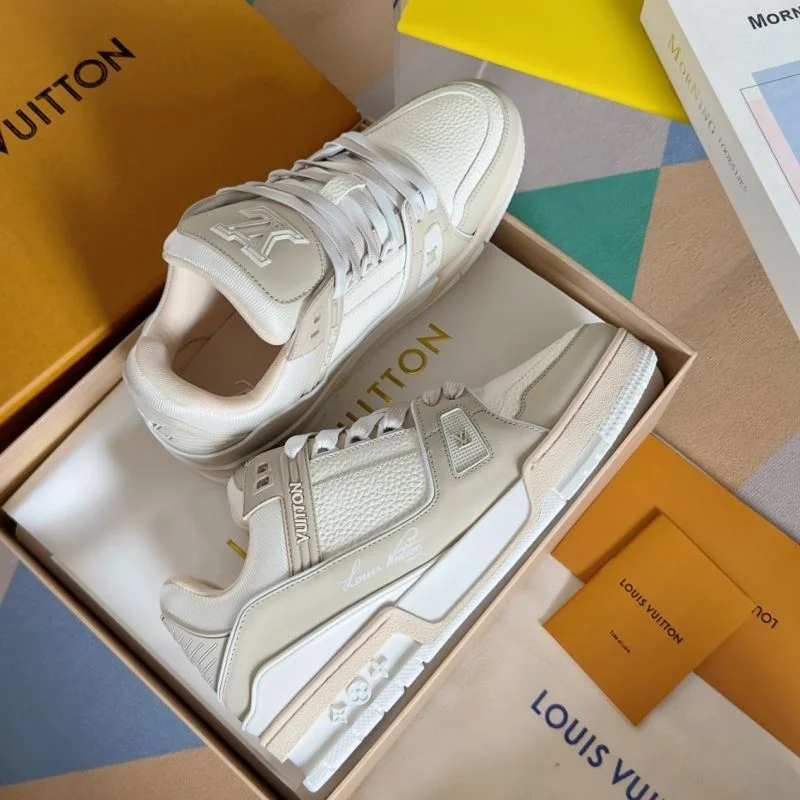 Louis Vuitton Trainer Sneaker Lightweight 31502