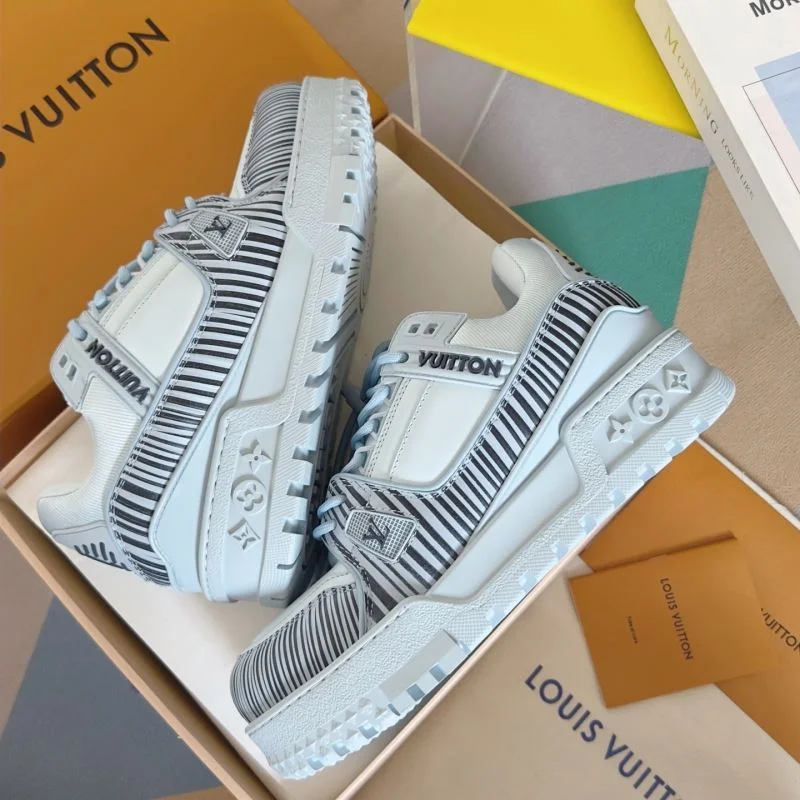 ComfortFit Louis Vuitton Trainer Sneaker 31504