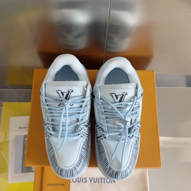 ComfortFit Louis Vuitton Trainer Sneaker 31504
