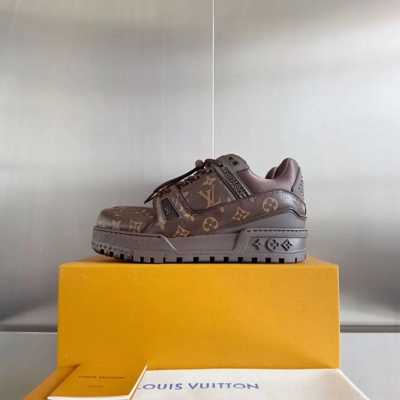 Louis Vuitton Trainer Sneaker Chic 31509