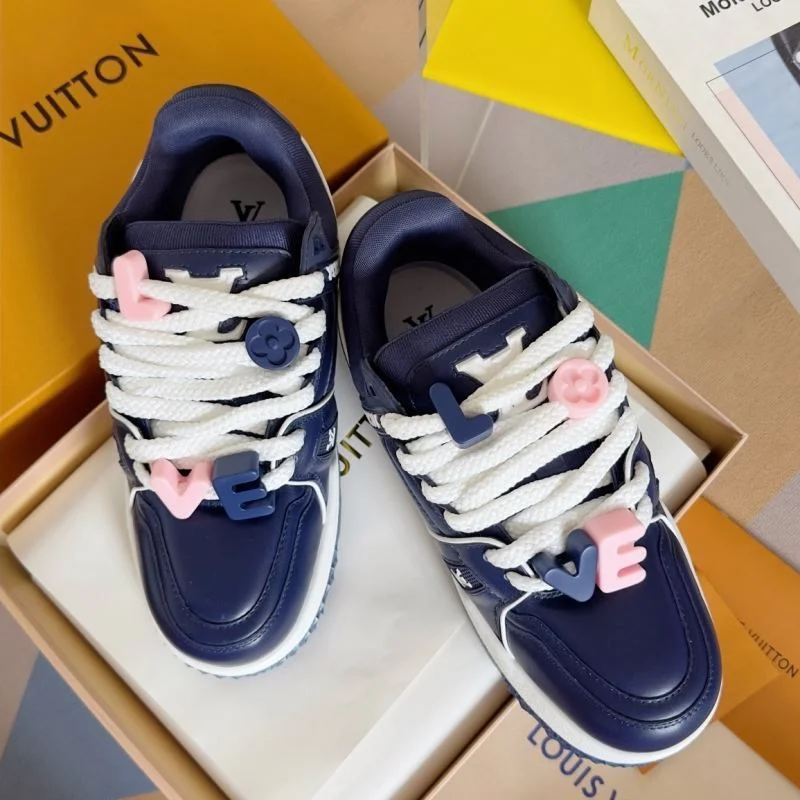Louis Vuitton Trainer Sneaker Lightweight 31486
