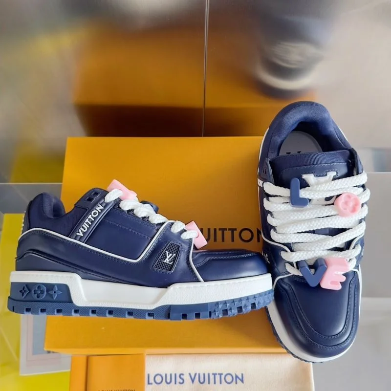 Louis Vuitton Trainer Sneaker Lightweight 31486