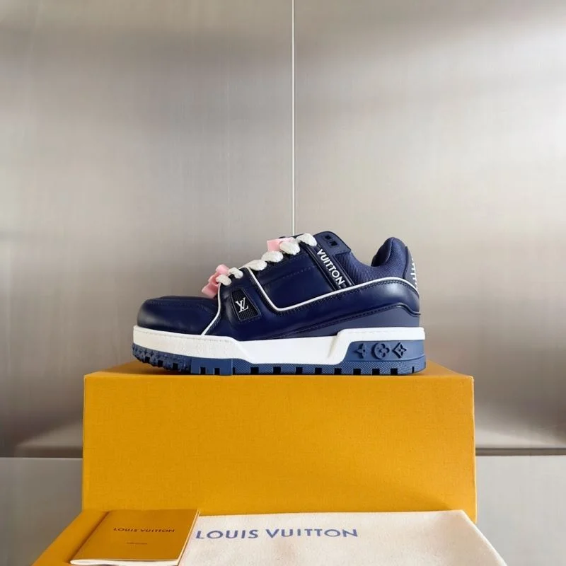 Louis Vuitton Trainer Sneaker Lightweight 31486