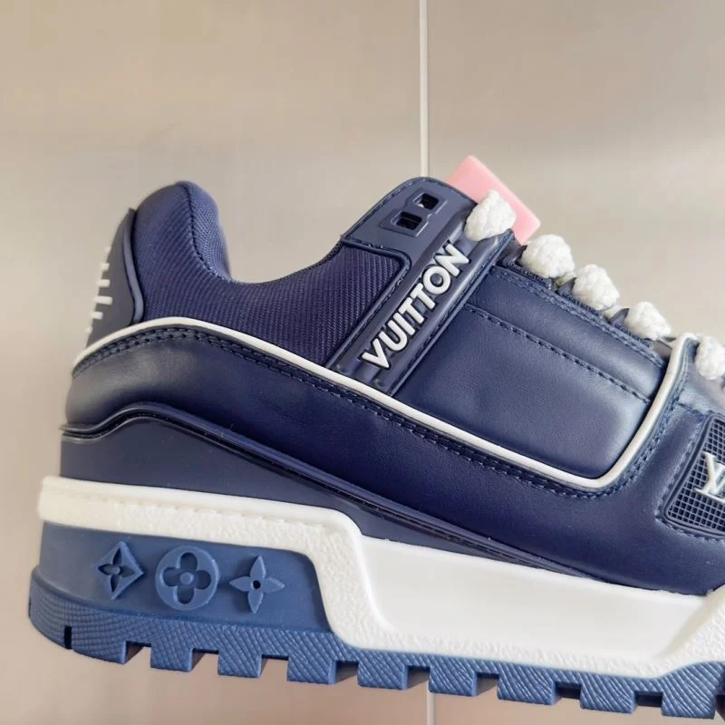 Louis Vuitton Trainer Sneaker Lightweight 31486