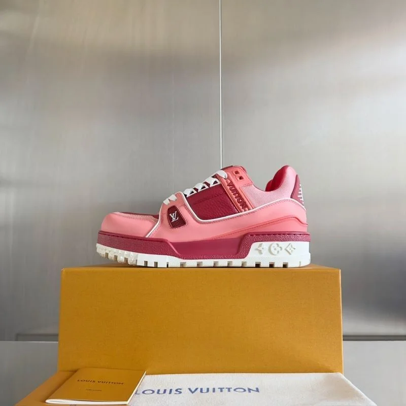 Louis Vuitton Trainer Sneaker Durable 31505