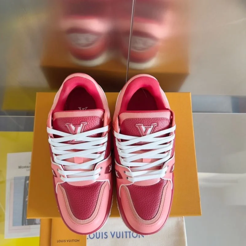 Louis Vuitton Trainer Sneaker Durable 31505