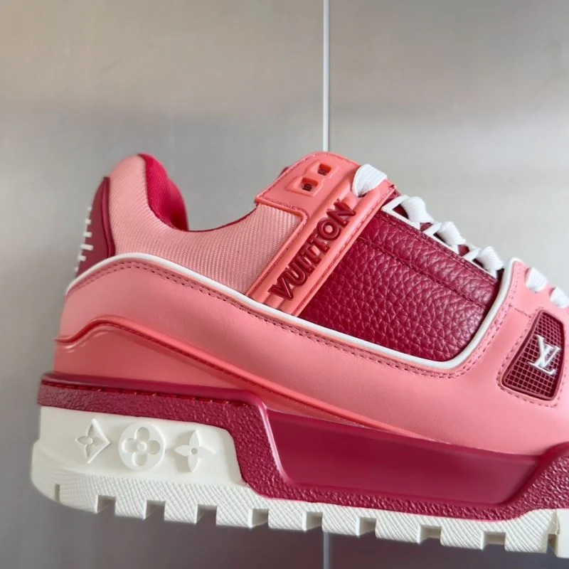 Louis Vuitton Trainer Sneaker Durable 31505